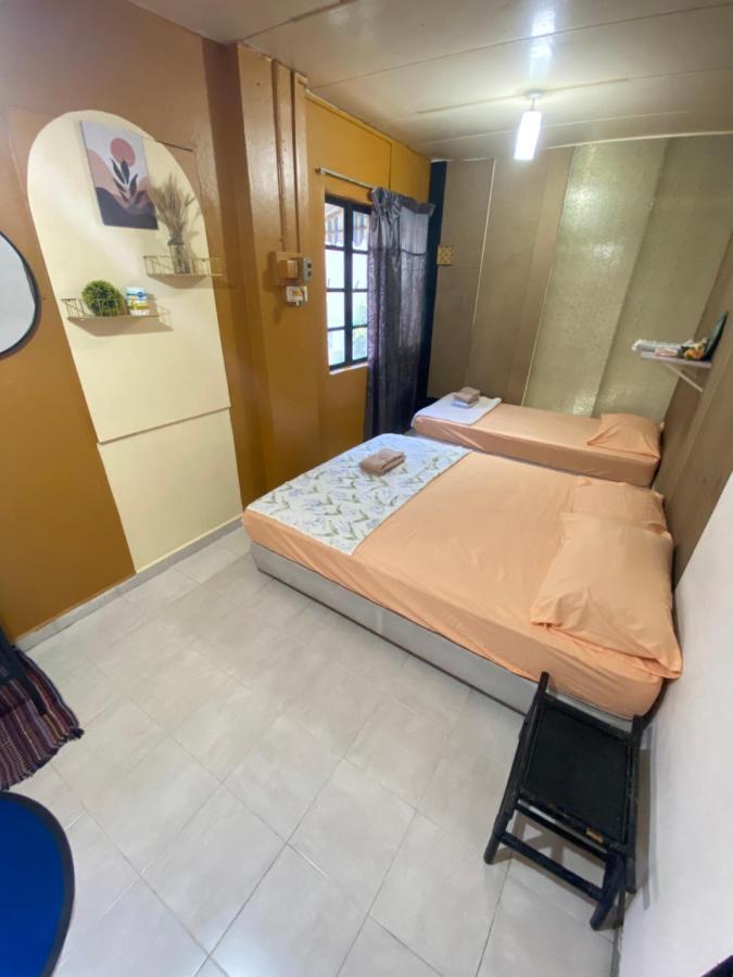 Pesona Backpackers Inn Кота Бару Екстериор снимка