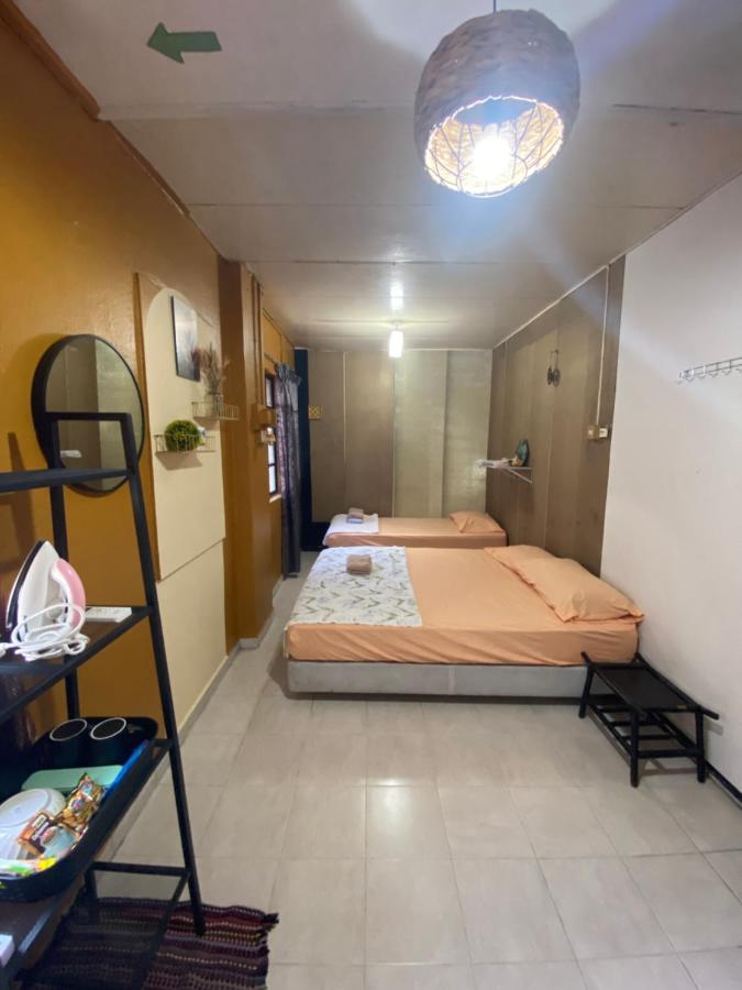 Pesona Backpackers Inn Кота Бару Екстериор снимка